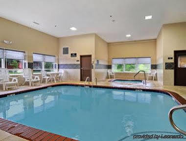 Hotel Super 8 Monterey Udogodnienia zdjęcie